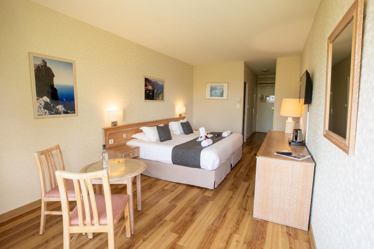 Hotel La Pinede Ajaccio  Exterior photo